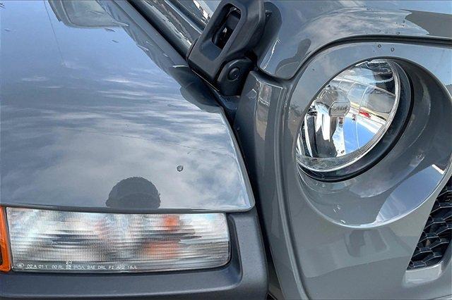 2021 Jeep Gladiator Vehicle Photo in TOPEKA, KS 66609-0000