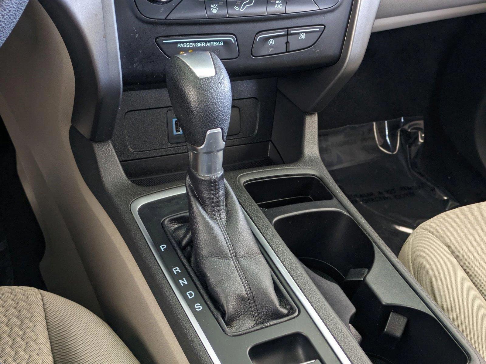 2017 Ford Escape Vehicle Photo in Bradenton, FL 34207