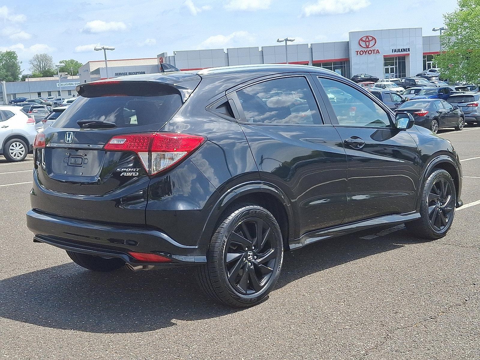 2021 Honda HR-V Vehicle Photo in Trevose, PA 19053