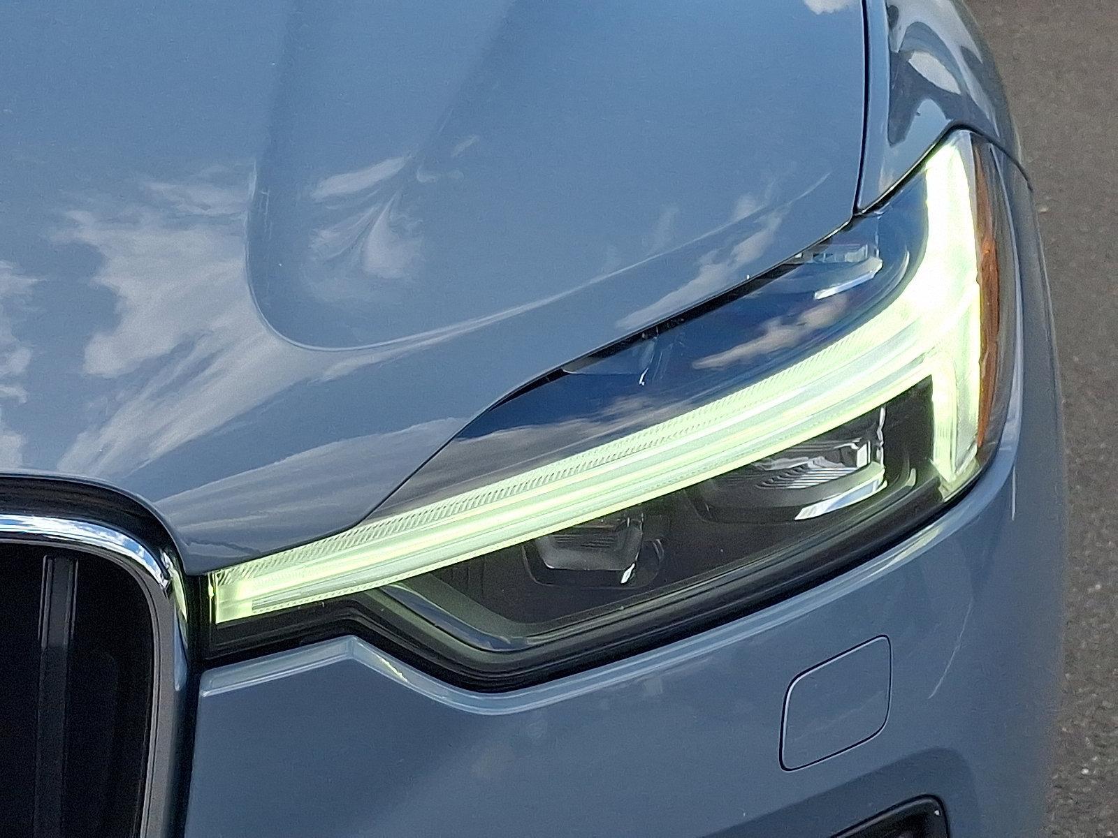 2022 Volvo XC60 Vehicle Photo in Trevose, PA 19053