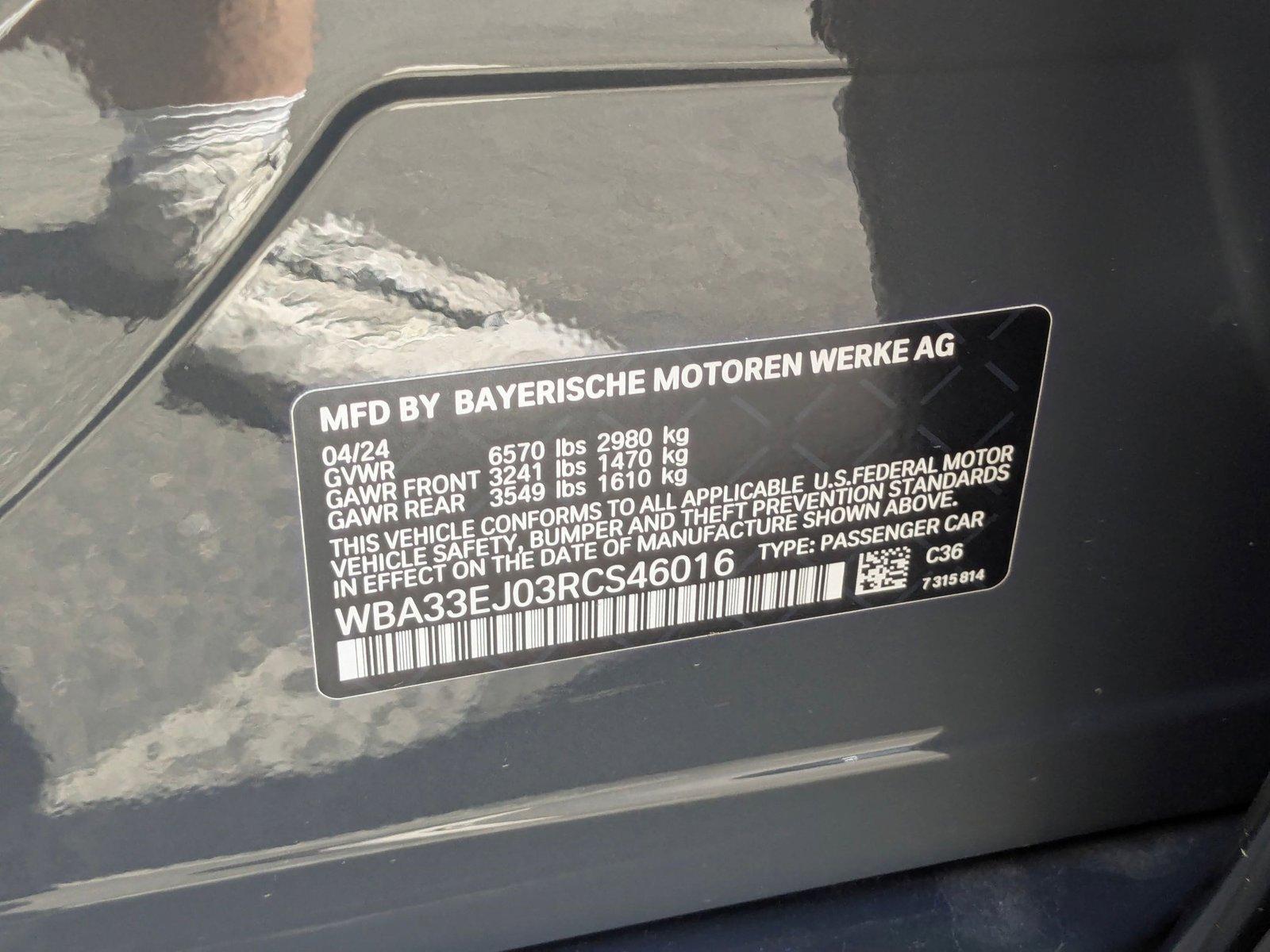 2024 BMW 760i xDrive Vehicle Photo in Valencia, CA 91355