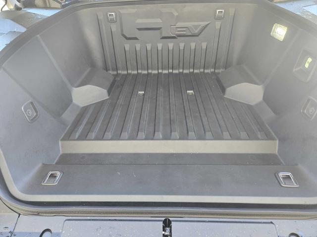 2025 GMC HUMMER EV SUV Vehicle Photo in DALLAS, TX 75209-3016