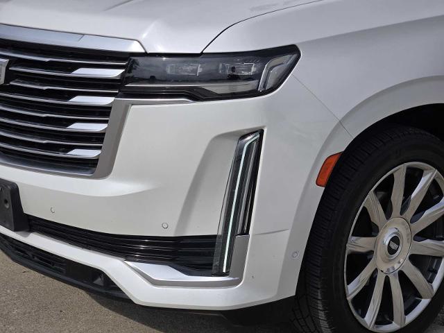 2021 Cadillac Escalade ESV Vehicle Photo in DENTON, TX 76210-9321
