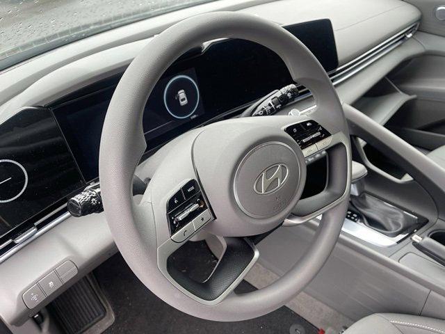 2024 Hyundai ELANTRA Vehicle Photo in Philadelphia, PA 19116