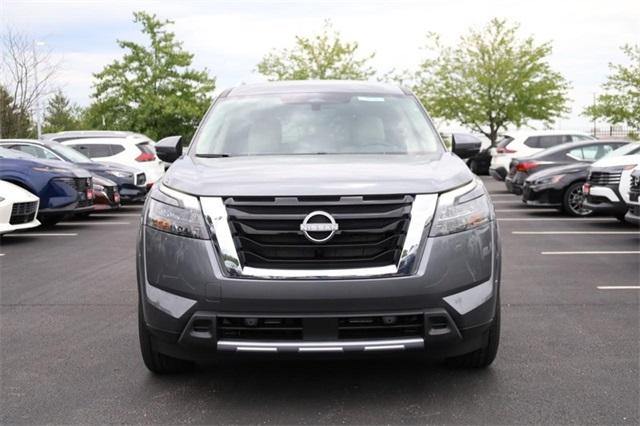 2025 Nissan Pathfinder Vehicle Photo in Hazelwood, MO 63042