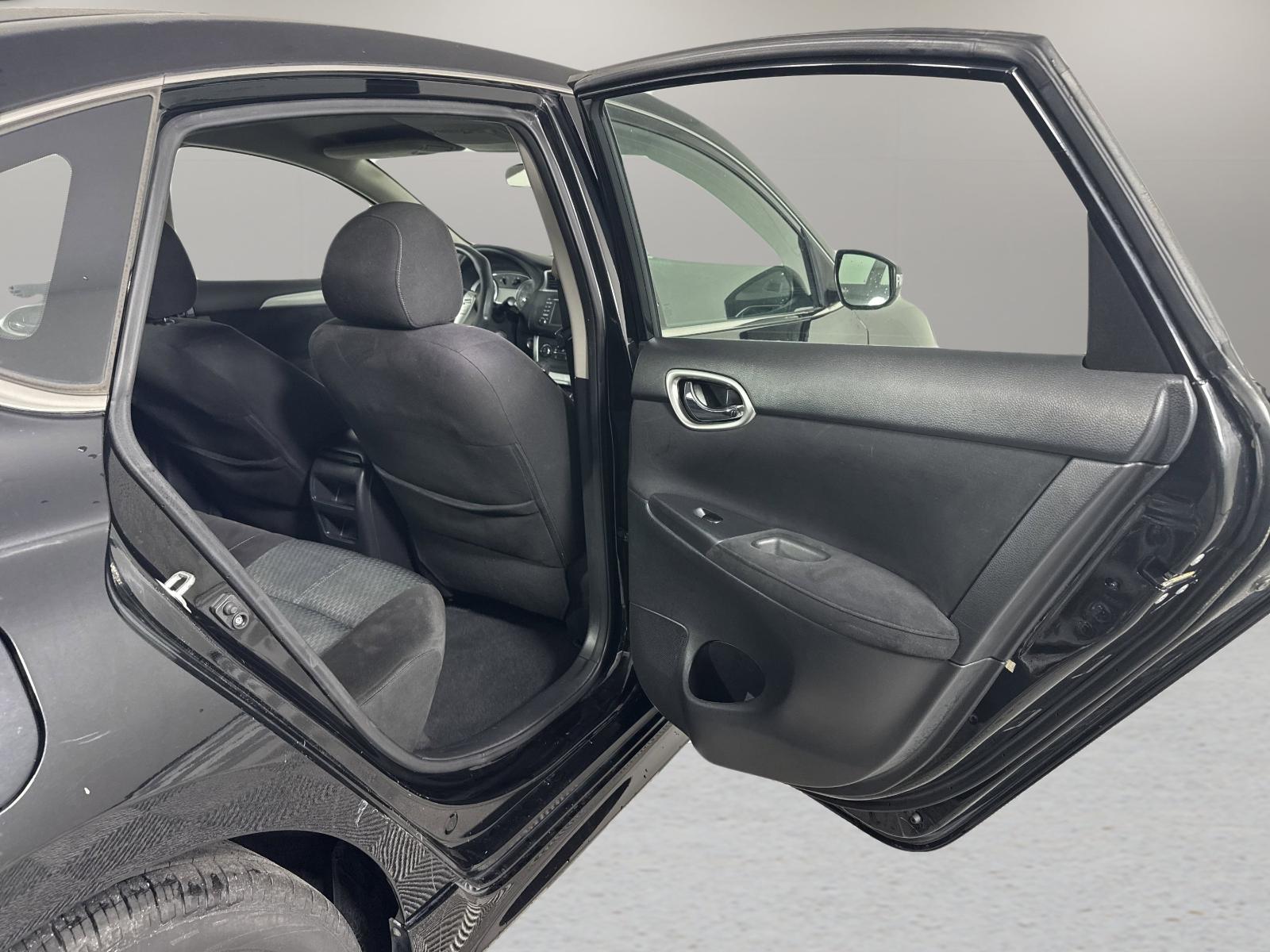2015 Nissan Sentra Vehicle Photo in Georgetown, TX 78626