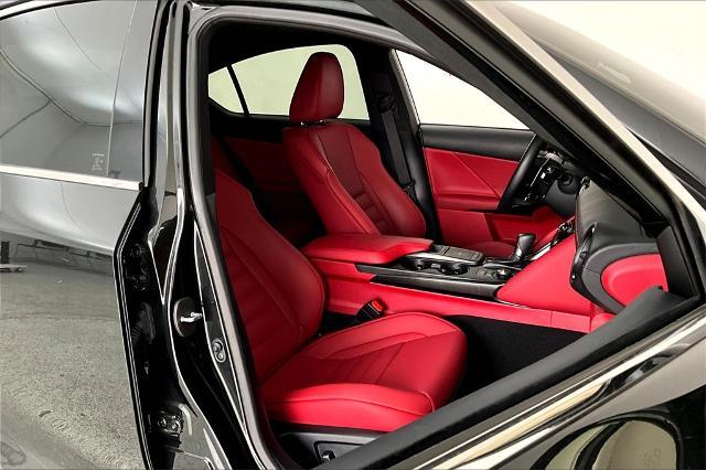 2023 Lexus IS 350 Vehicle Photo in Grapevine, TX 76051