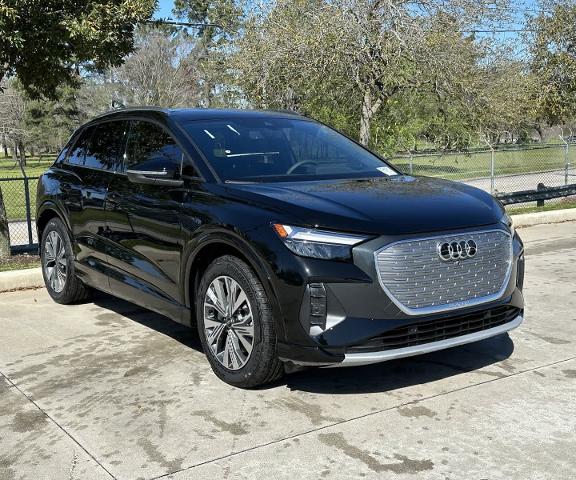2025 Audi Q4 e-tron Vehicle Photo in HOUSTON, TX 77090