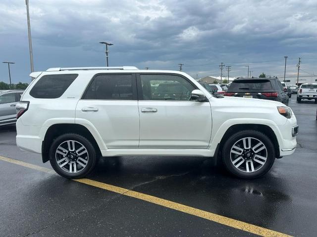 2022 Toyota 4Runner Vehicle Photo in COLUMBIA, MO 65203-3903