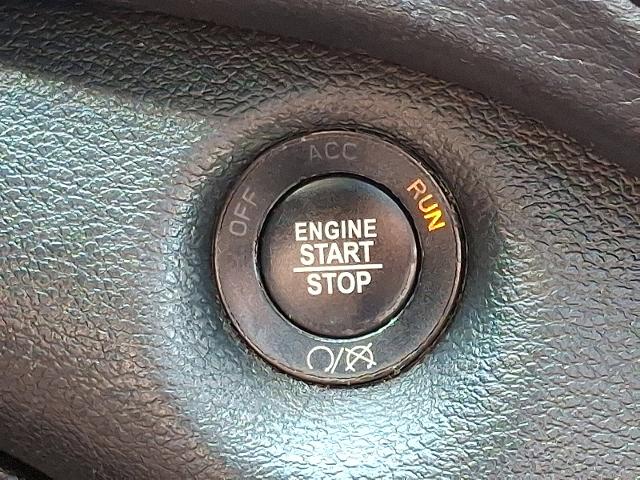 2020 Jeep Cherokee Vehicle Photo in TREVOSE, PA 19053-4984