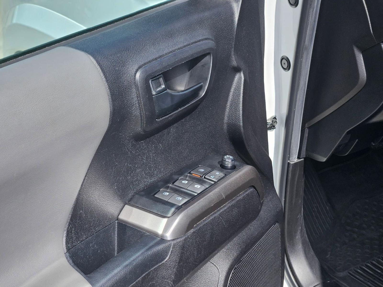 2023 Toyota Tacoma 4WD Vehicle Photo in Seguin, TX 78155