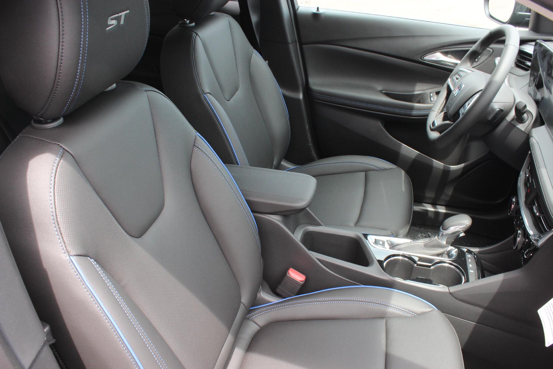 2026 Buick Encore GX Vehicle Photo in AURORA, CO 80012-4011
