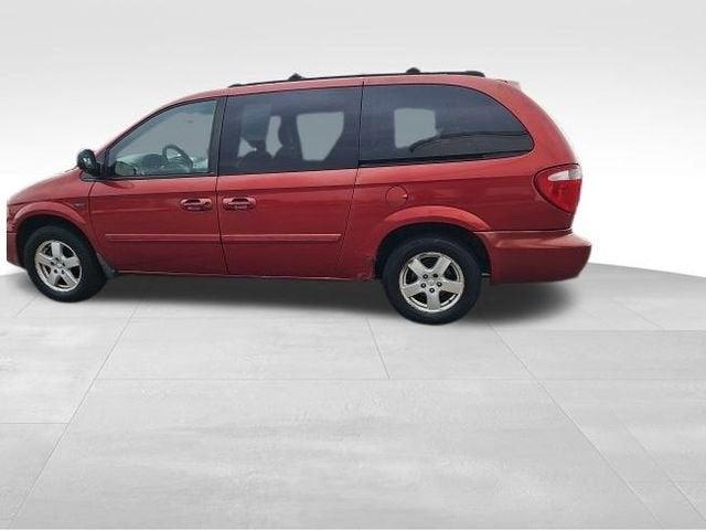 2005 Dodge Caravan Vehicle Photo in Fishers, IN 46038