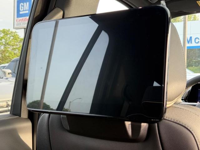 2025 Chevrolet Tahoe Vehicle Photo in COLUMBIA, MO 65203-3903