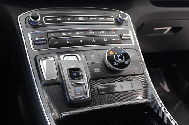 2023 Hyundai SANTA FE Vehicle Photo in Green Bay, WI 54304