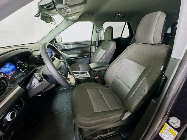 2023 Ford Explorer Vehicle Photo in Doylsetown, PA 18901
