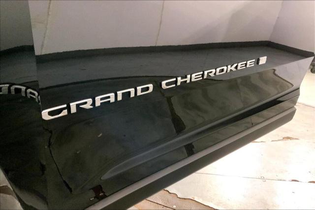 2024 Jeep Grand Cherokee Vehicle Photo in Kansas City, MO 64114