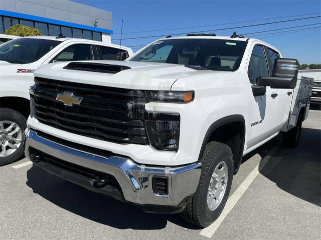 2024 Chevrolet Silverado 2500 HD Vehicle Photo in ALCOA, TN 37701-3235