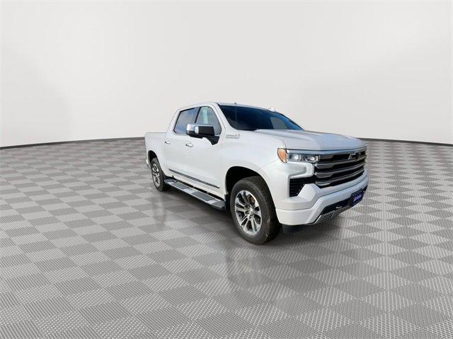 Used 2022 Chevrolet Silverado 1500 High Country with VIN 1GCUDJED2NZ586517 for sale in Port Orchard, WA