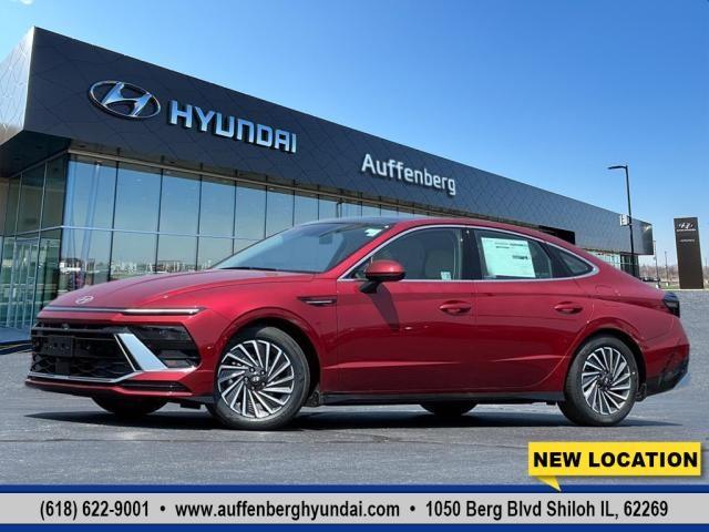 2024 Hyundai SONATA Hybrid Vehicle Photo in Shiloh, IL 62269