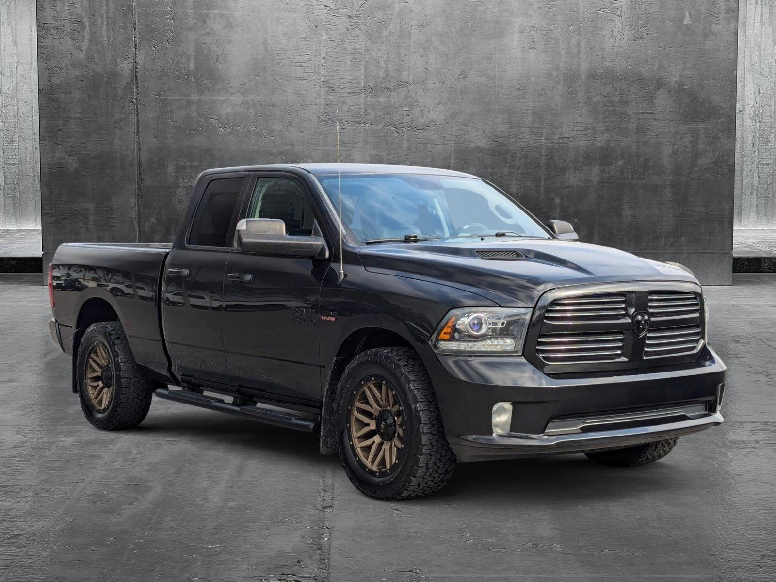 2017 Ram 1500 Vehicle Photo in St. Petersburg, FL 33713