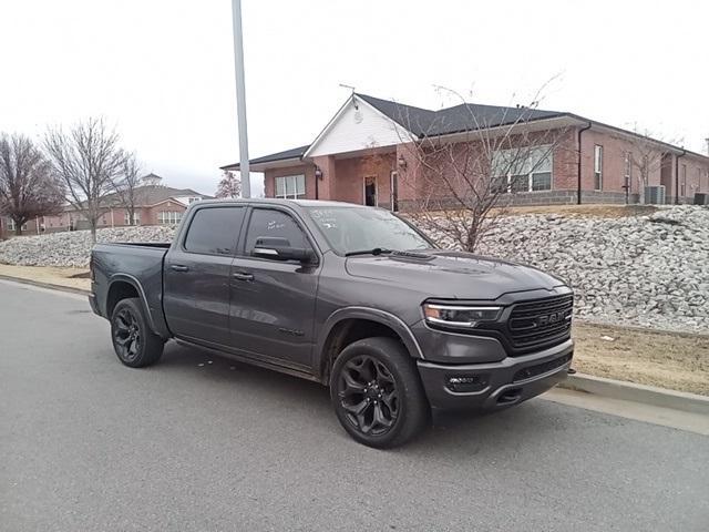 RAM Ram 1500 Pickup's photo