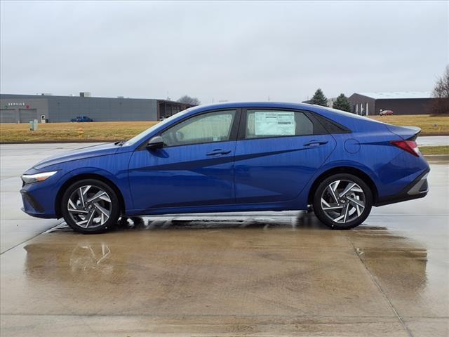 2025 Hyundai ELANTRA Vehicle Photo in Peoria, IL 61615