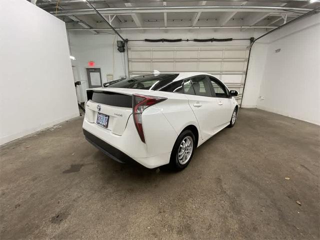 2016 Toyota Prius Vehicle Photo in PORTLAND, OR 97225-3518