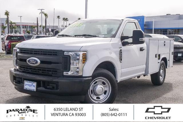 2019 Ford Super Duty F-350 SRW Vehicle Photo in VENTURA, CA 93003-8585