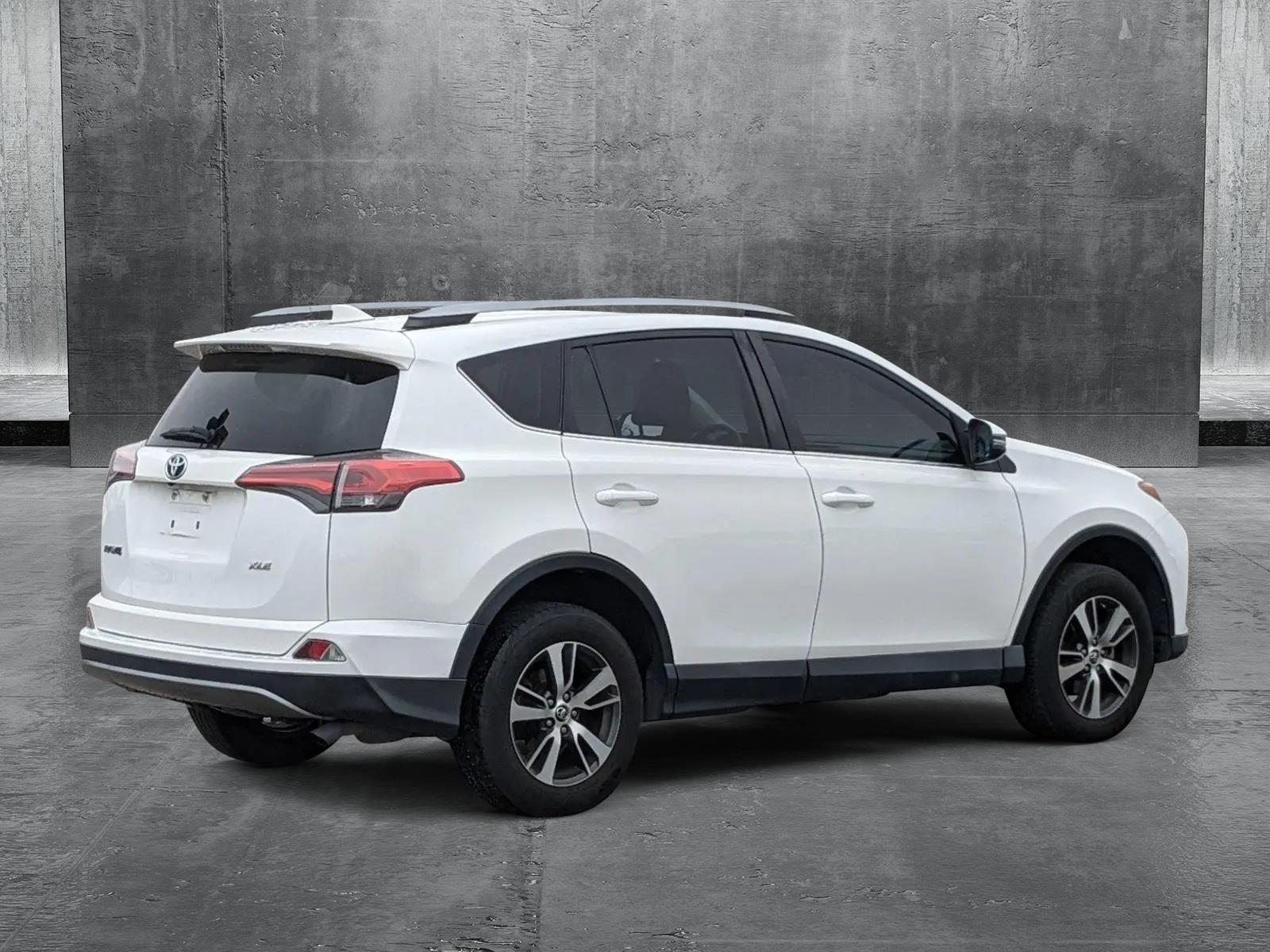 2018 Toyota RAV4 Vehicle Photo in ORLANDO, FL 32808-7998