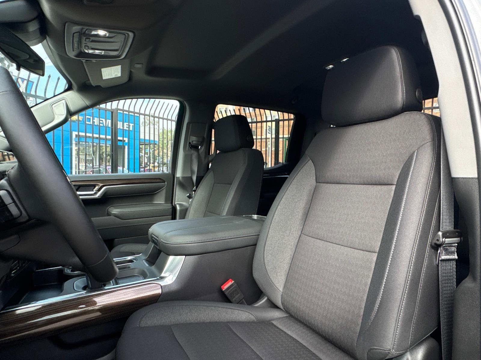 2025 Chevrolet Silverado 1500 Vehicle Photo in LOS ANGELES, CA 90007-3794