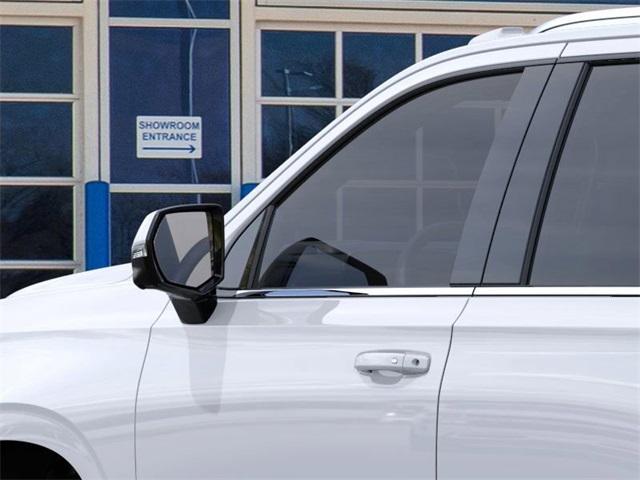 2025 Chevrolet Tahoe Vehicle Photo in ENGLEWOOD, CO 80113-6708