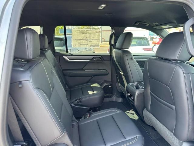 2025 GMC Acadia Vehicle Photo in COLUMBIA, MO 65203-3903