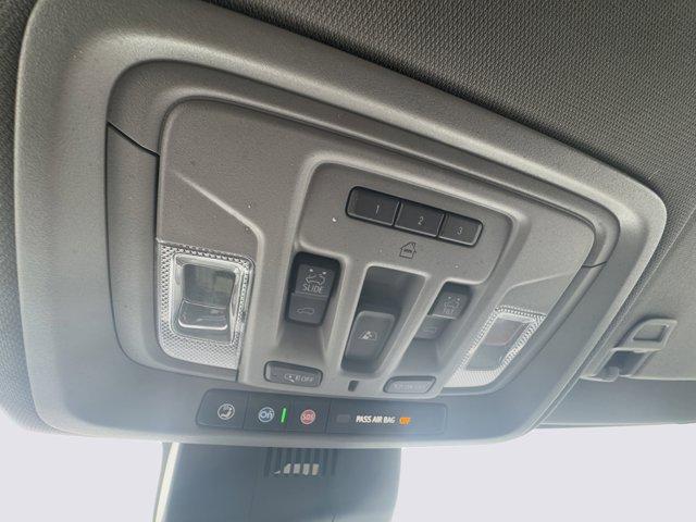 2024 GMC Sierra 2500 HD Vehicle Photo in LEOMINSTER, MA 01453-2952