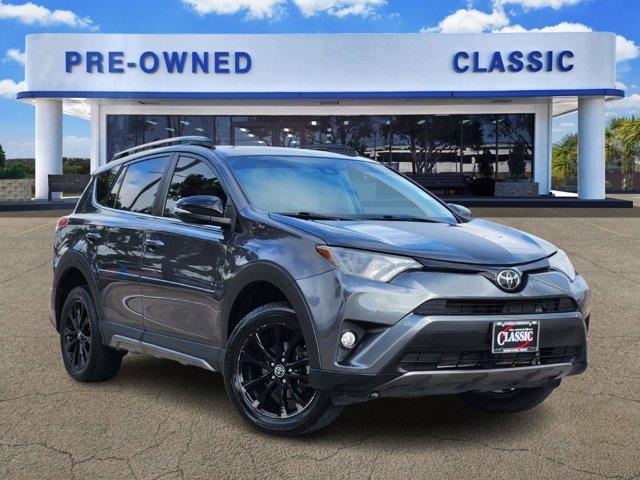 2018 Toyota RAV4 Vehicle Photo in SUGAR LAND, TX 77478-0000