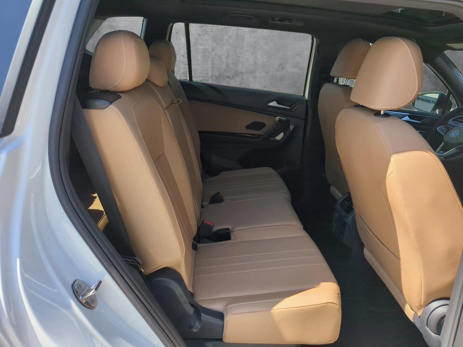 2024 Volkswagen Tiguan Vehicle Photo in Pembroke Pines, FL 33027