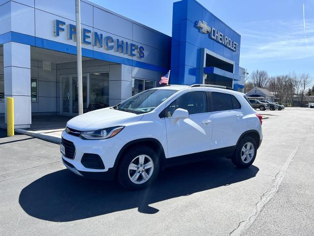 2020 Chevrolet Trax Vehicle Photo in MASSENA, NY 13662-2255