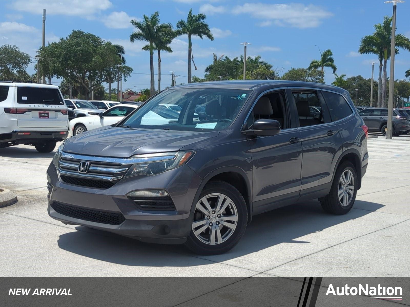 2017 Honda Pilot Vehicle Photo in Pembroke Pines, FL 33027