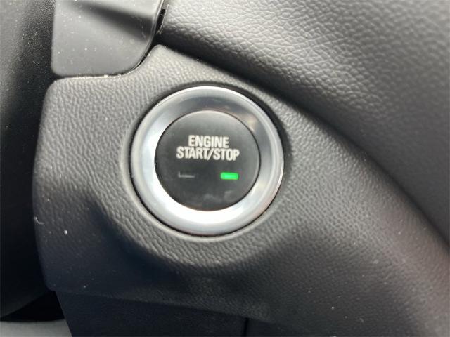 2022 Chevrolet Equinox Vehicle Photo in TULLY, NY 13159-3159