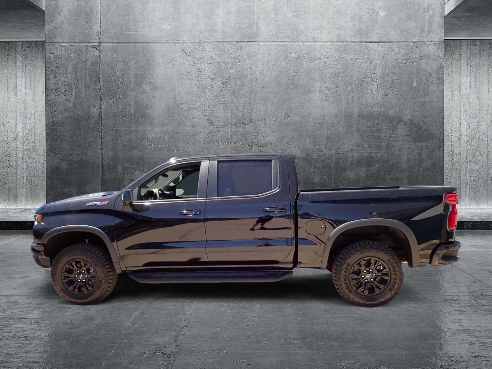2025 Chevrolet Silverado 1500 Vehicle Photo in DENVER, CO 80221-3610