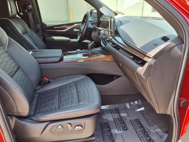 2024 Cadillac Escalade Vehicle Photo in Tampa, FL 33612