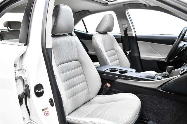 2015 Lexus IS 350 Vehicle Photo in DALLAS, TX 75235