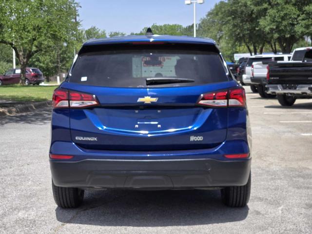 2022 Chevrolet Equinox Vehicle Photo in DENTON, TX 76210-9321
