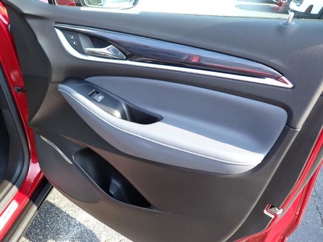 2023 Buick Enclave Vehicle Photo in ZELIENOPLE, PA 16063-2910