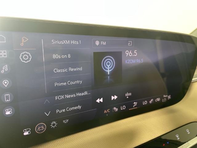 2025 Buick Enclave Vehicle Photo in GILBERT, AZ 85297-0402