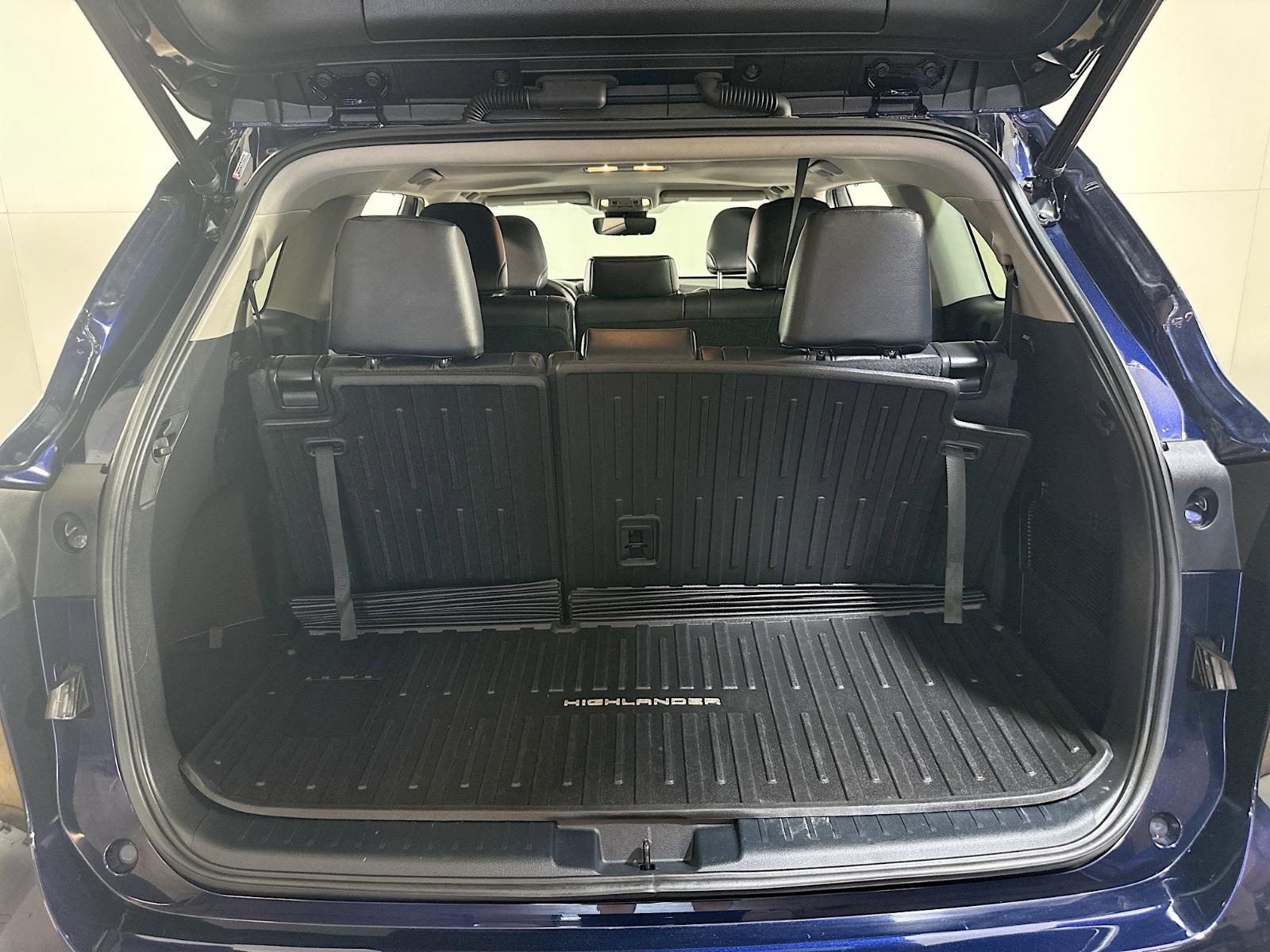 2022 Toyota Highlander Vehicle Photo in Langhorne, PA 19047