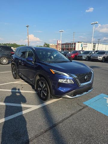 2021 Nissan Rogue Vehicle Photo in HARRISBURG, PA 17111-1033