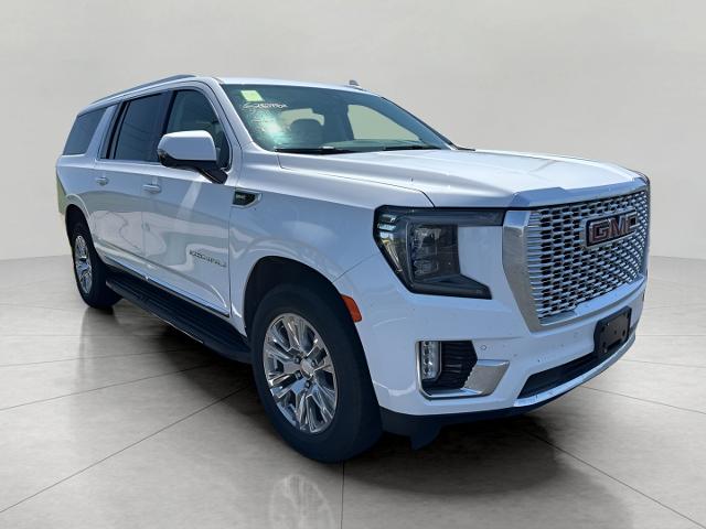 2022 GMC Yukon XL Vehicle Photo in MANITOWOC, WI 54220-5838
