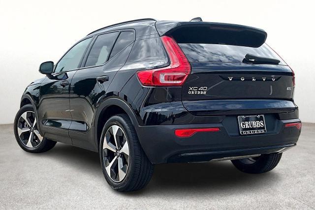 2024 Volvo XC40 Vehicle Photo in Houston, TX 77007