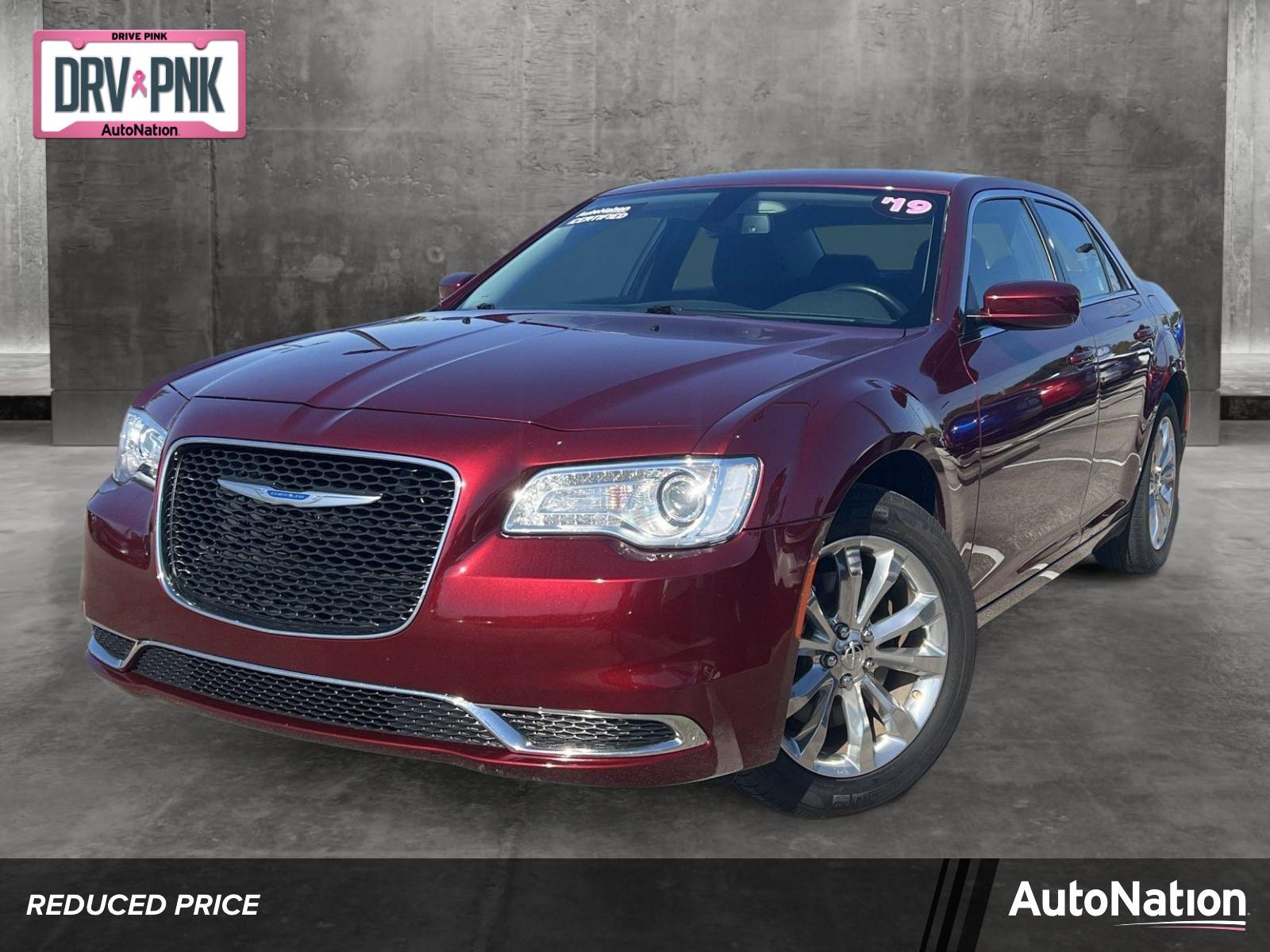 2022 Chrysler 300 Vehicle Photo in Memphis, TN 38125